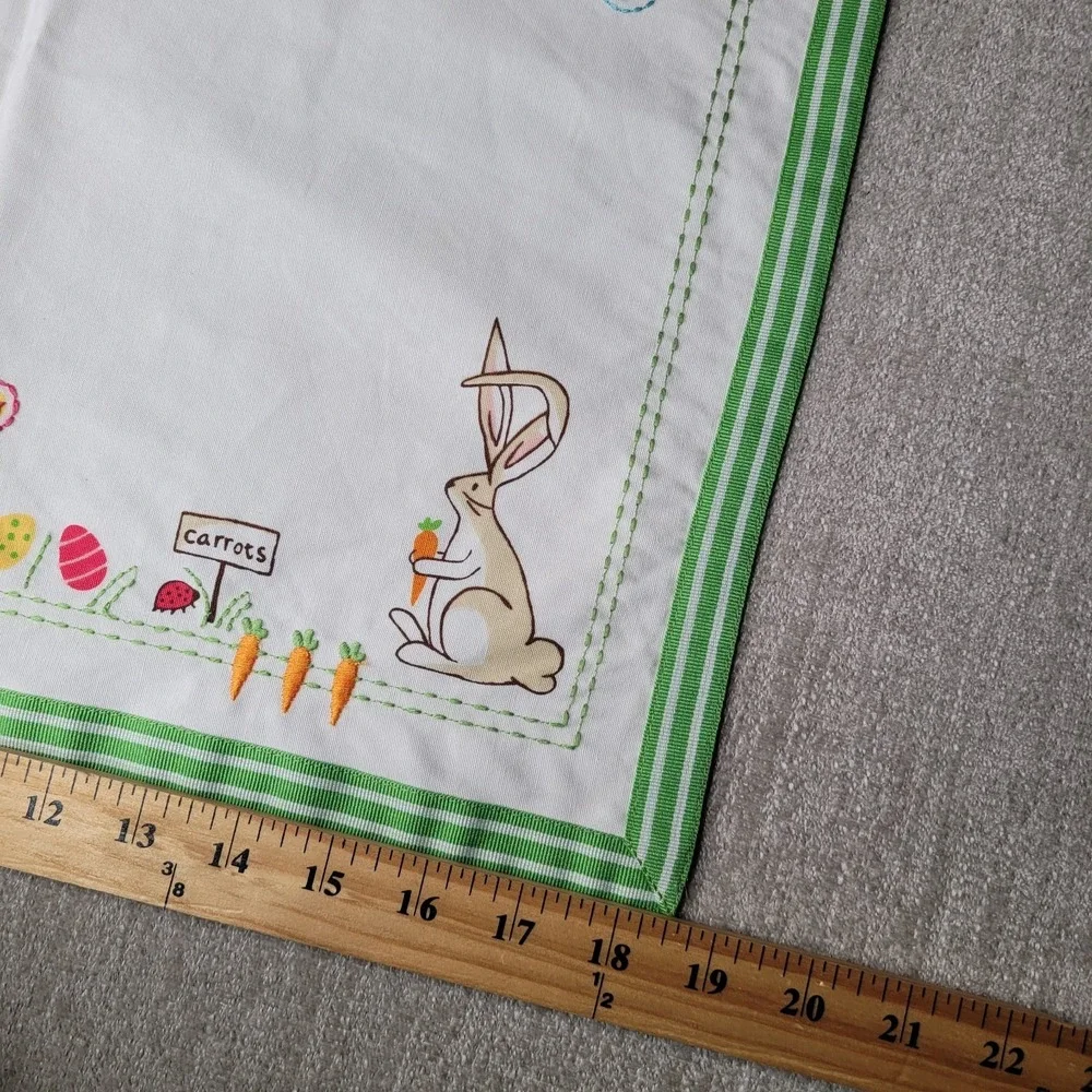 Williams Sonoma 2 Easter Garden Napkins & 1 Placemat Carrot‎ Bunny Embroidered